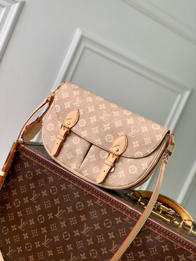 Louis Vuitton Escape M15134